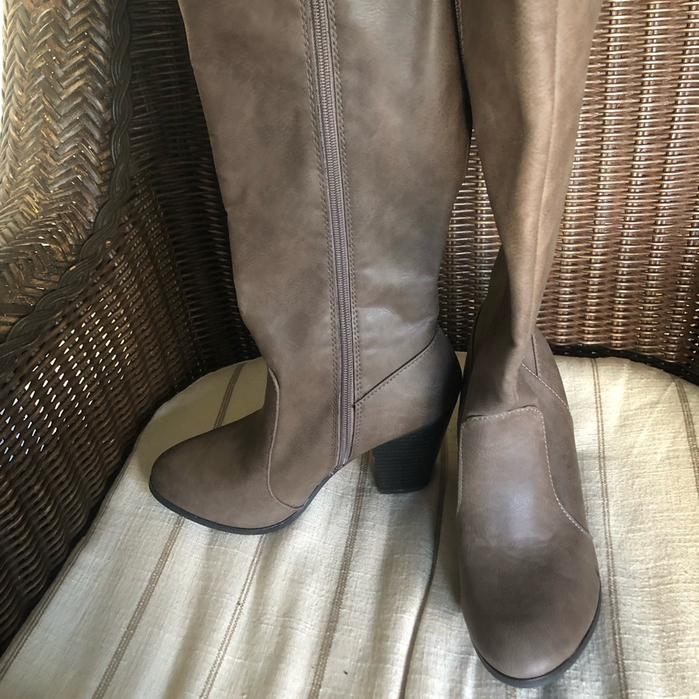 Knee High Taupe Faux Leather Boots Size 8